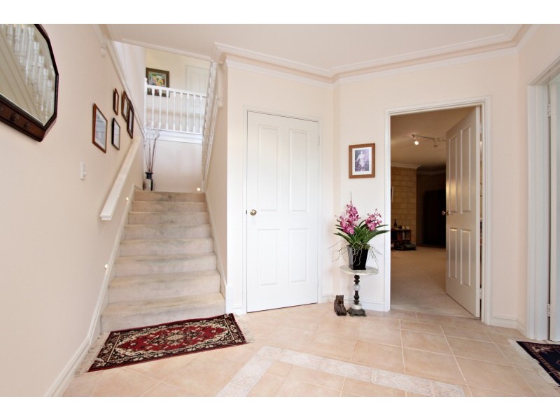 5 Wakelan Cove, Dianella WA 6059