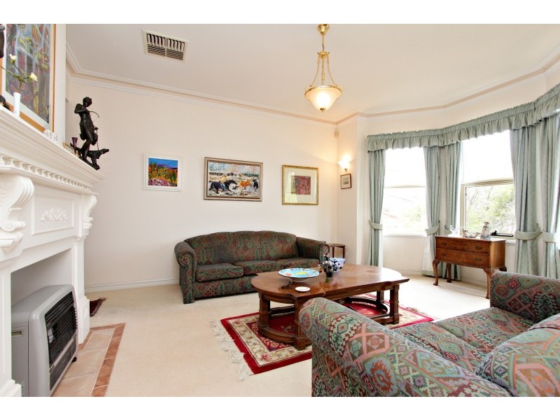 5 Wakelan Cove, Dianella WA 6059