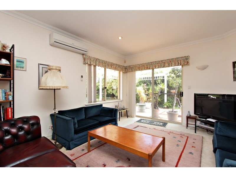 5 Wakelan Cove, Dianella WA 6059