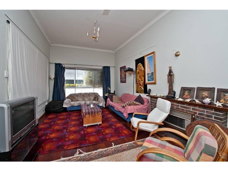 22 Slade Street, Bayswater WA 6053