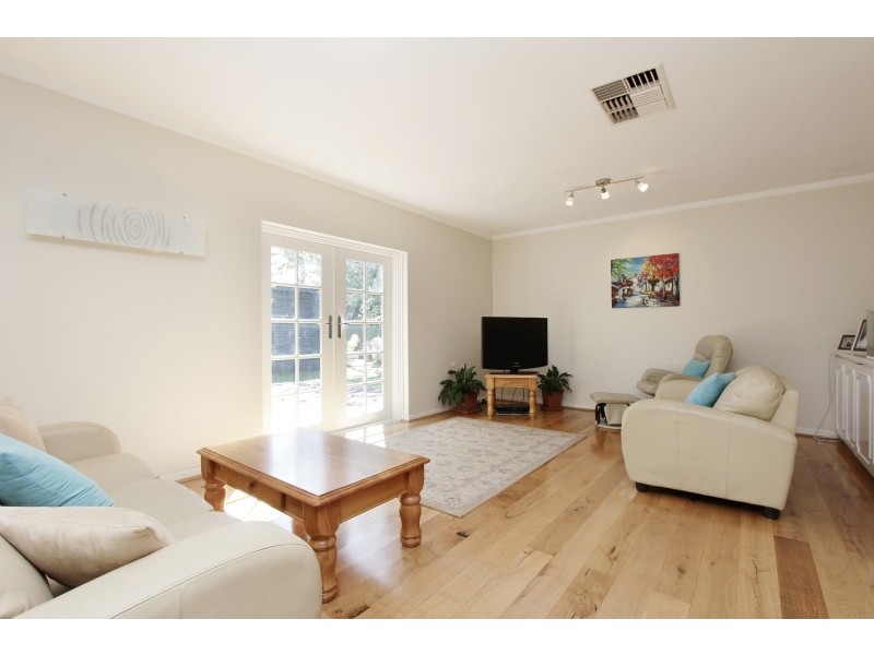 4 Phoenix Street, Dianella WA 6059