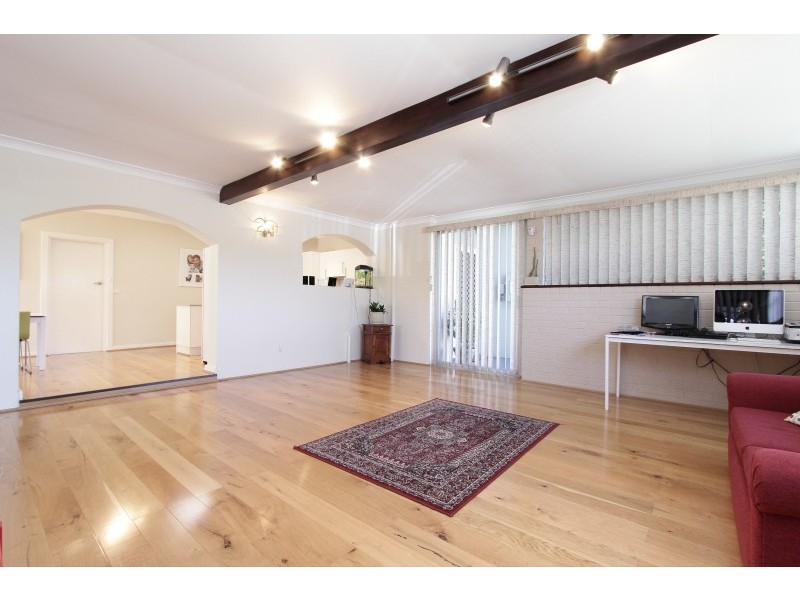 4 Phoenix Street, Dianella WA 6059