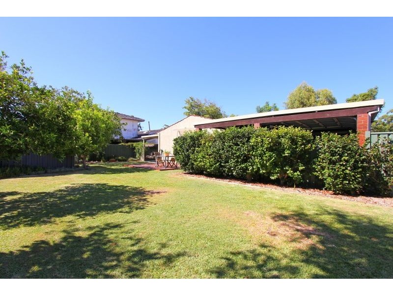 4 Phoenix Street, Dianella WA 6059