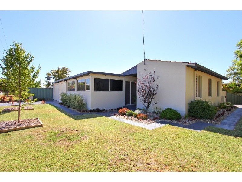 4 Phoenix Street, Dianella WA 6059