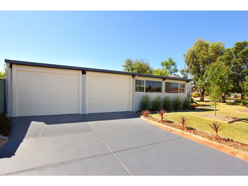 4 Phoenix Street, Dianella WA 6059