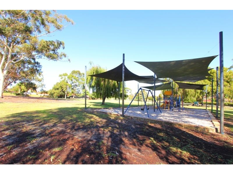 4 Phoenix Street, Dianella WA 6059