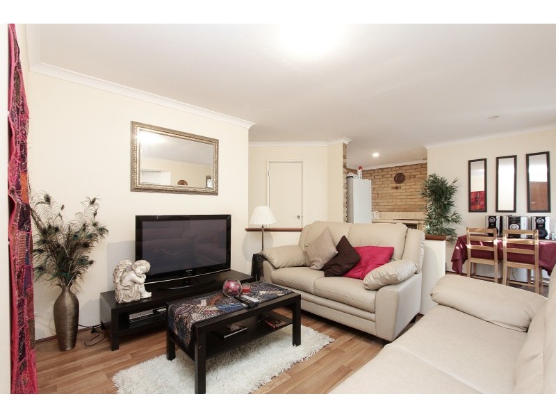 4/367 Lennard Street, Dianella WA 6059