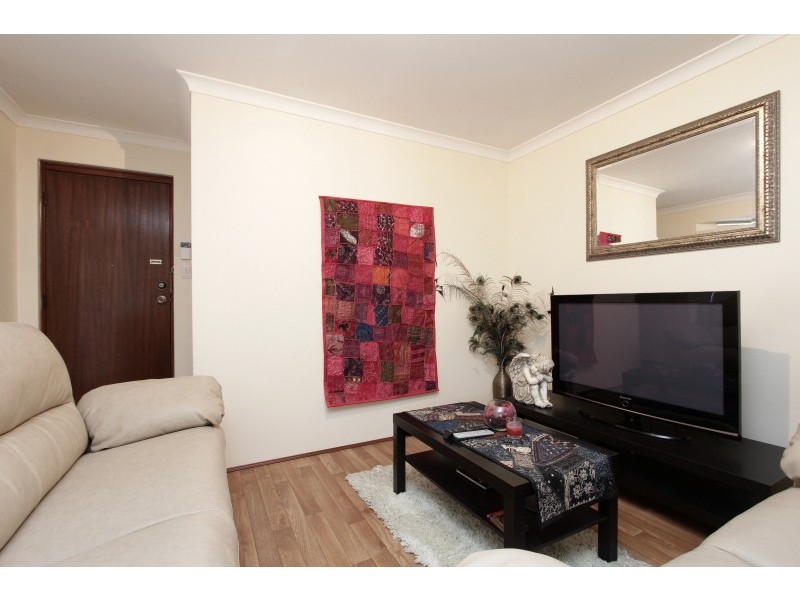 4/367 Lennard Street, Dianella WA 6059