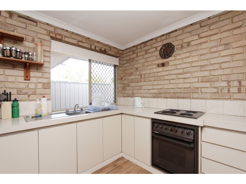 4/367 Lennard Street, Dianella WA 6059