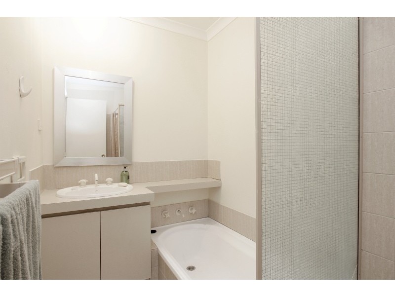 4/367 Lennard Street, Dianella WA 6059