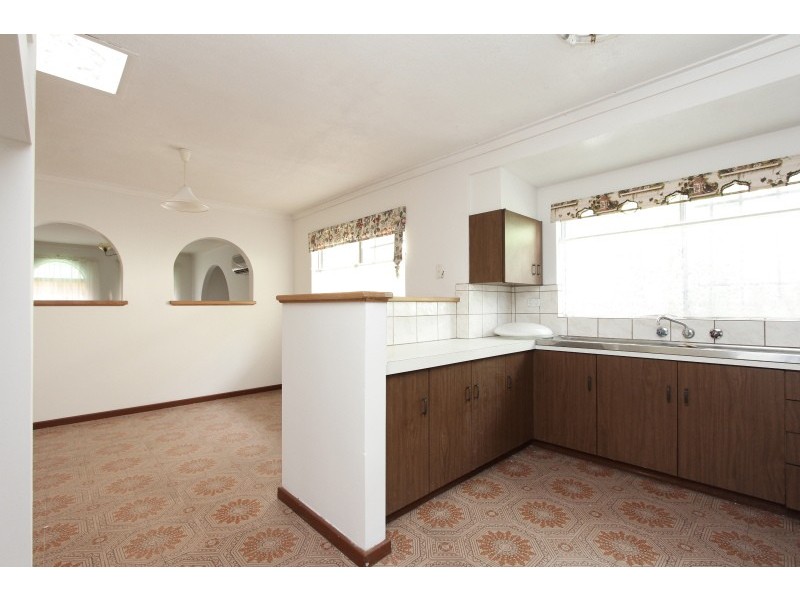 559 Walter Road East, Bayswater WA 6053