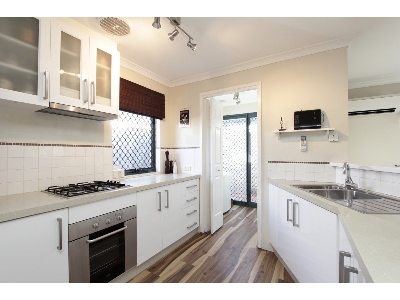 2/22 Caledonian Avenue, Maylands WA 6051