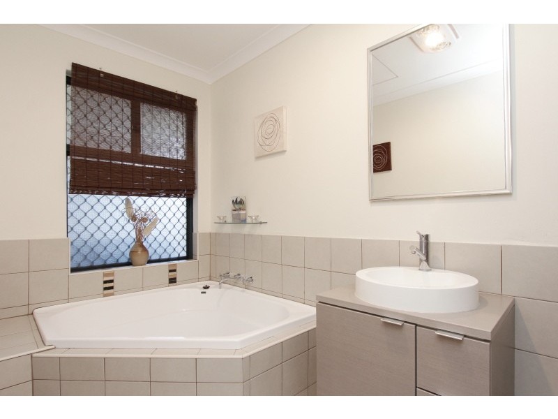 2/22 Caledonian Avenue, Maylands WA 6051