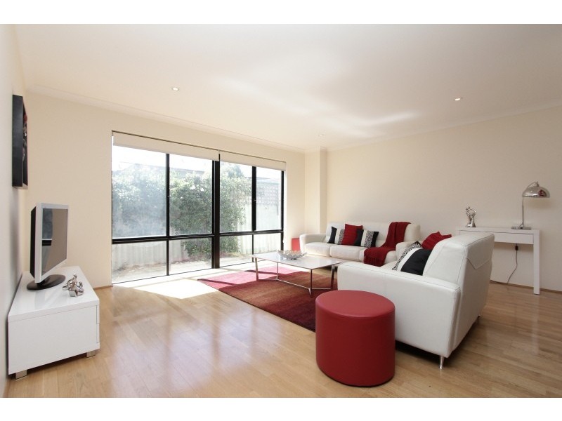 50 Chaucer Street, Yokine WA 6060