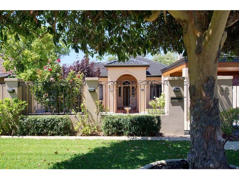 86 Holmfirth, Coolbinia WA 6050