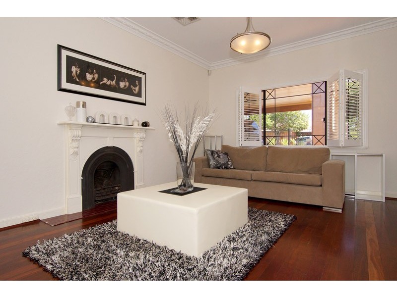 86 Holmfirth, Coolbinia WA 6050