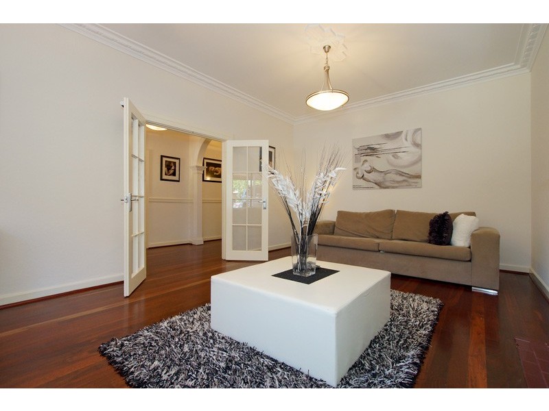 86 Holmfirth, Coolbinia WA 6050