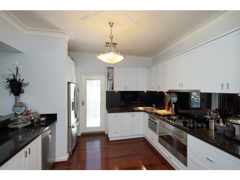 86 Holmfirth, Coolbinia WA 6050