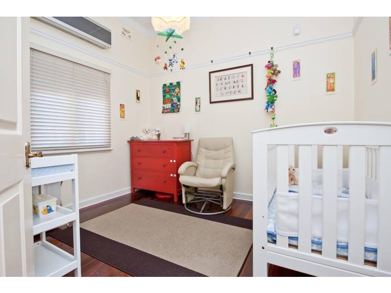 2 Adelia Street, Bayswater WA 6053