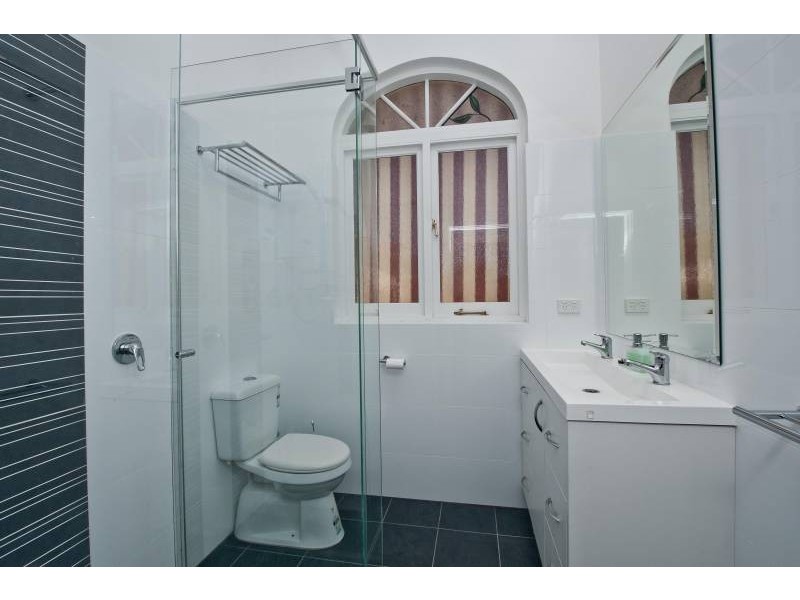 2 Adelia Street, Bayswater WA 6053