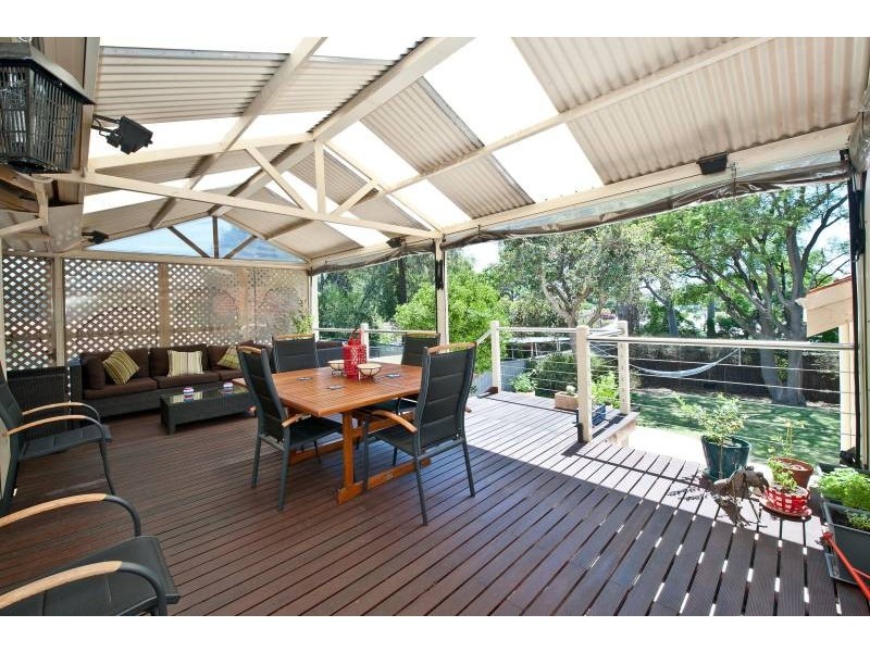 2 Adelia Street, Bayswater WA 6053