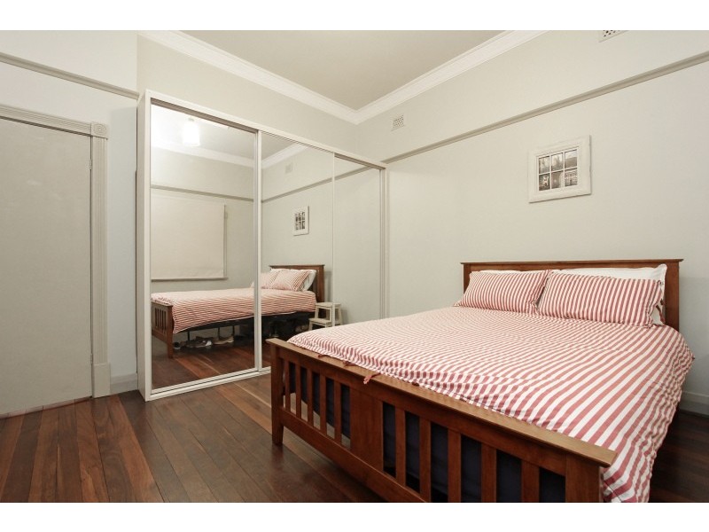 169 Tenth Avenue, Inglewood WA 6052