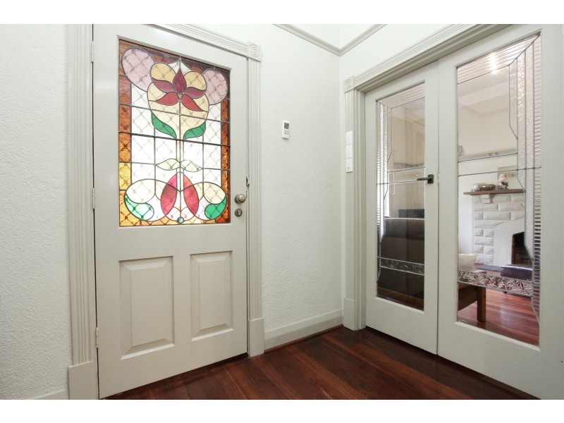 169 Tenth Avenue, Inglewood WA 6052