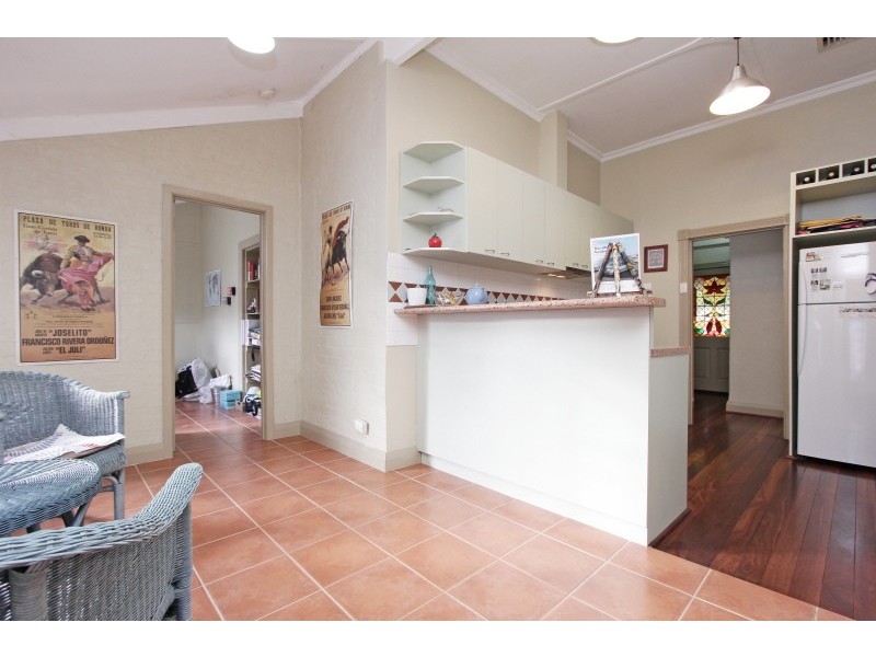 169 Tenth Avenue, Inglewood WA 6052