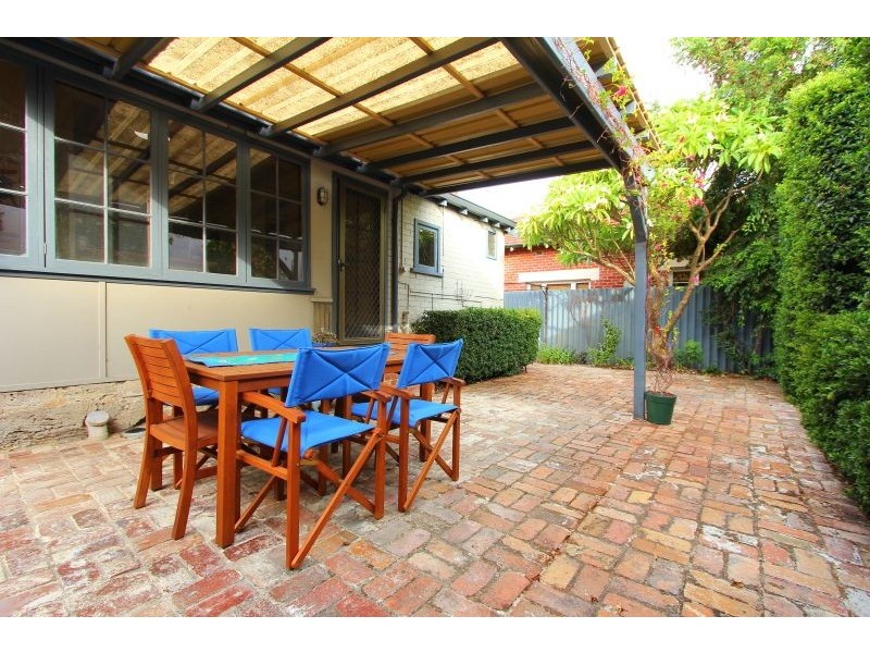 169 Tenth Avenue, Inglewood WA 6052