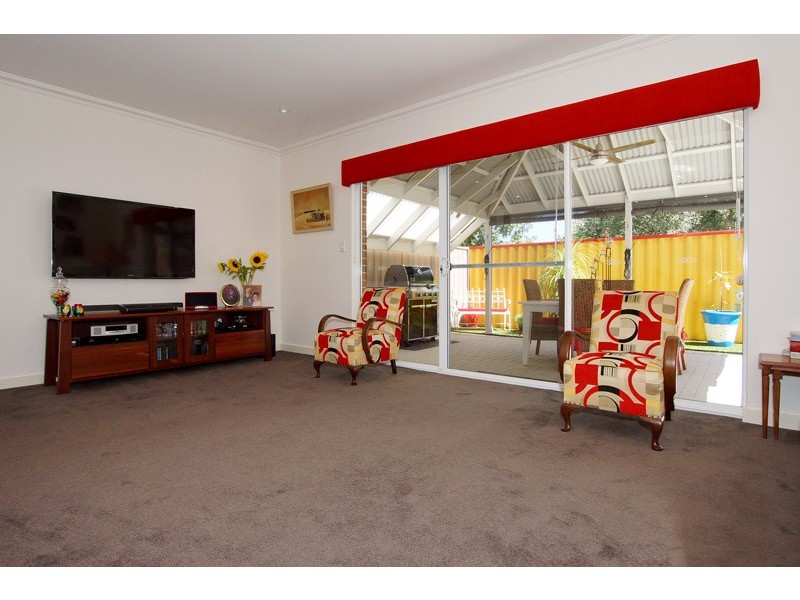 71C Tenth Avenue, Inglewood WA 6052