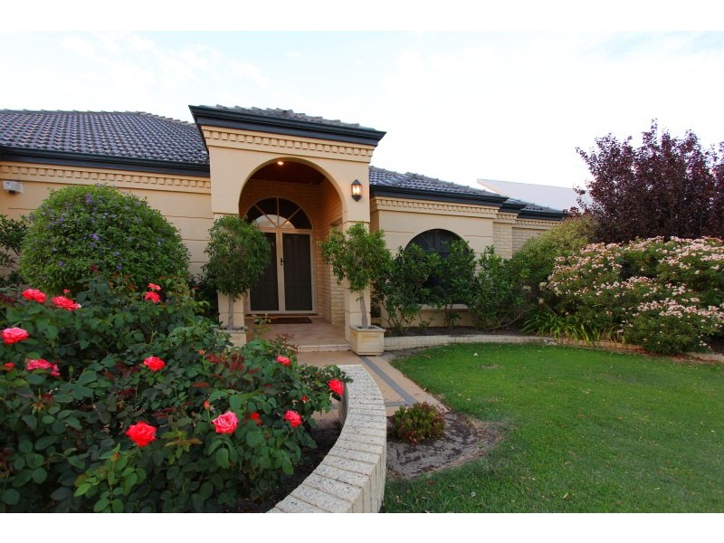 21 Howes Crescent, Dianella WA 6059