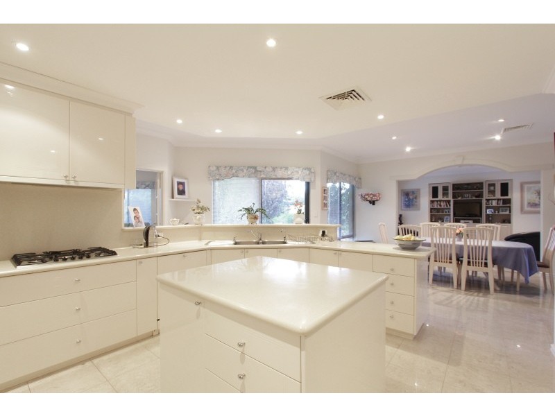 21 Howes Crescent, Dianella WA 6059