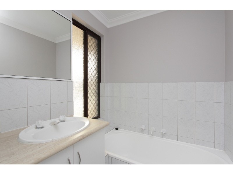 2/117 Woodrow Avenue, Dianella WA 6059