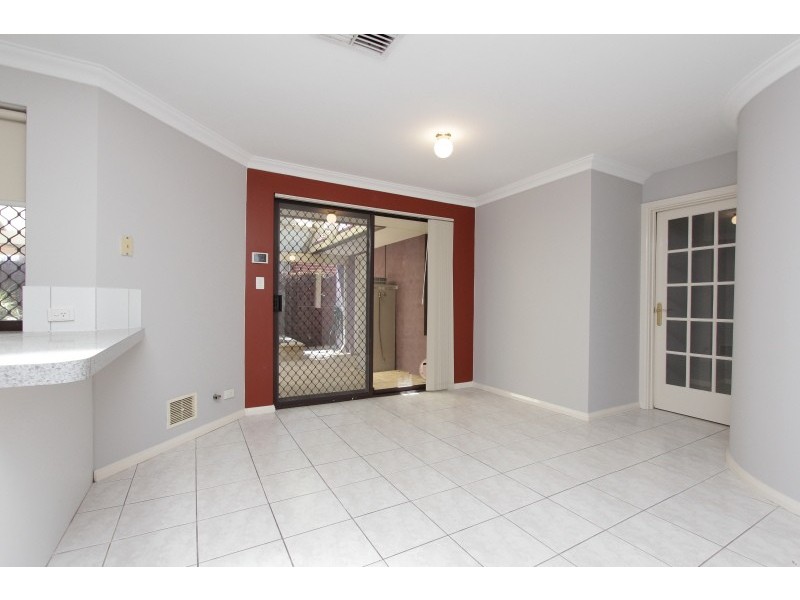 2/117 Woodrow Avenue, Dianella WA 6059