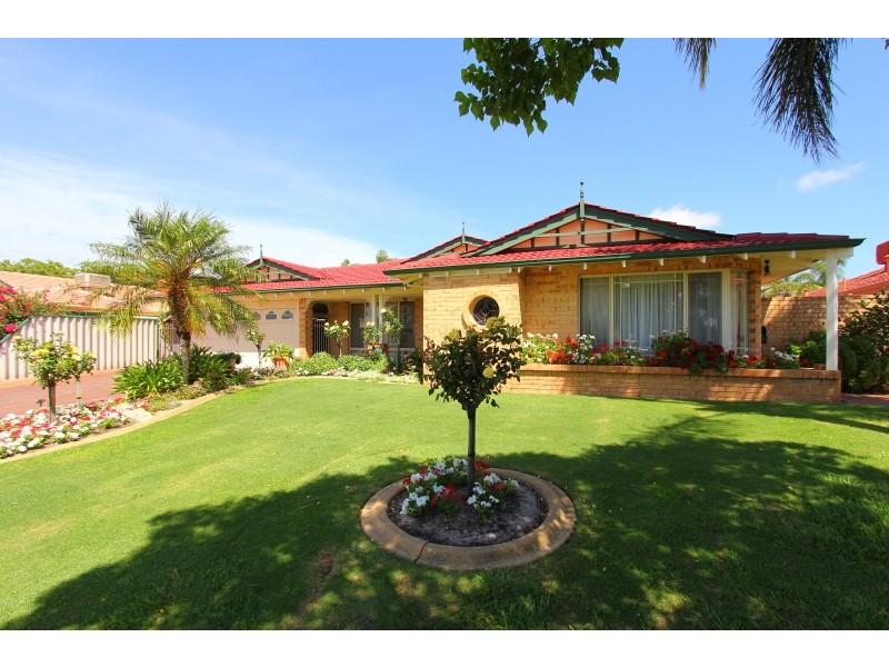 6 Aster Court, Thornlie WA 6108