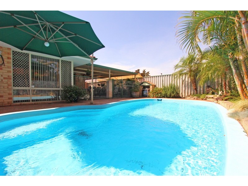6 Aster Court, Thornlie WA 6108