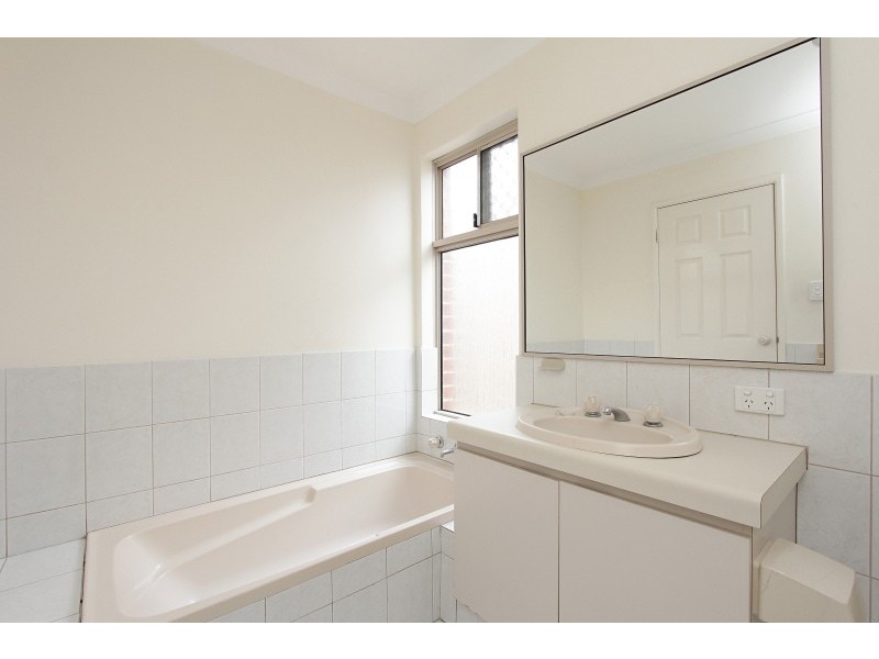 29B Lovegrove Way, Morley WA 6062