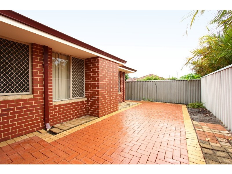 29B Lovegrove Way, Morley WA 6062