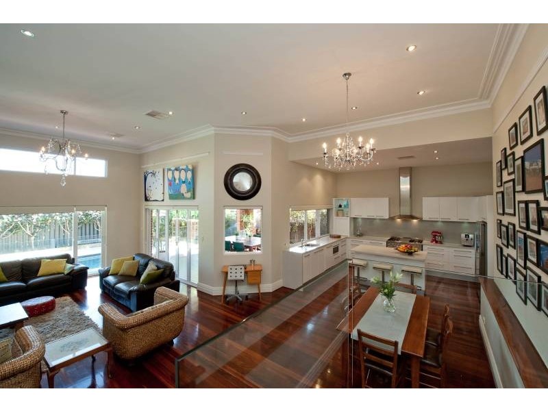 12 Elizabeth Street, Bayswater WA 6053