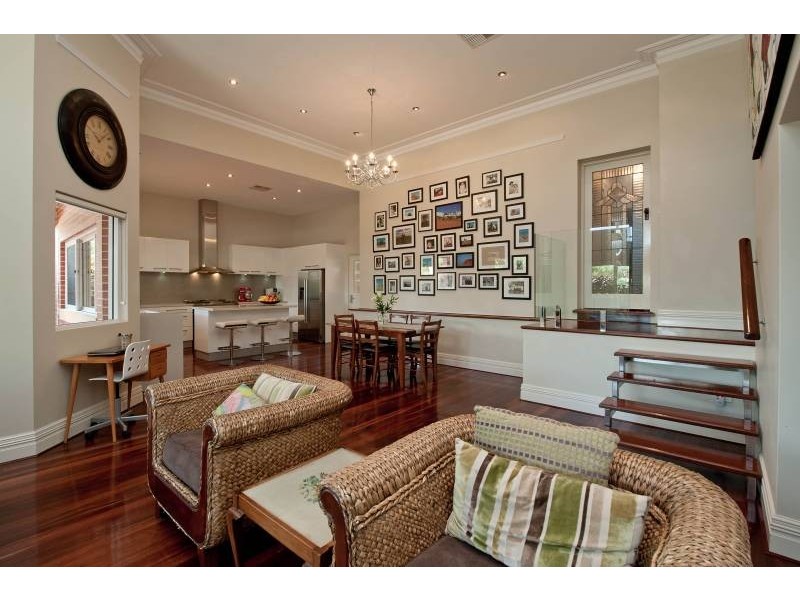 12 Elizabeth Street, Bayswater WA 6053