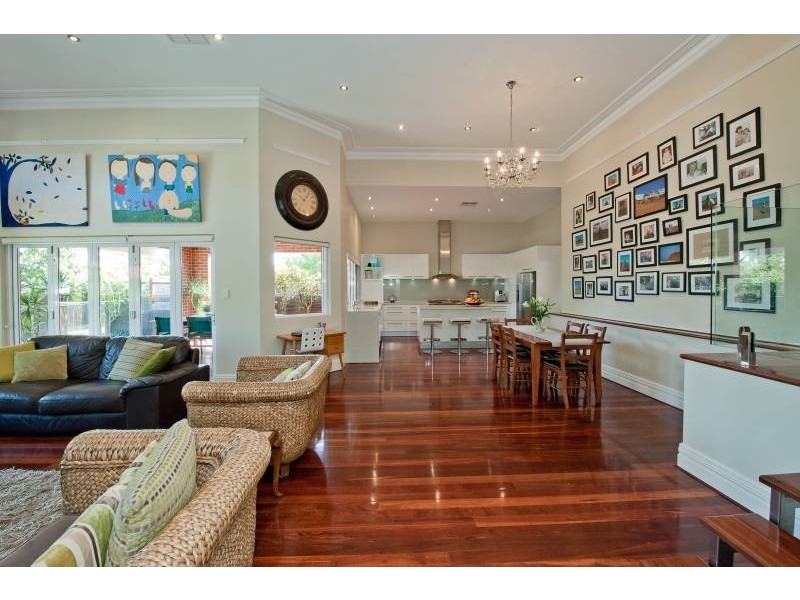 12 Elizabeth Street, Bayswater WA 6053