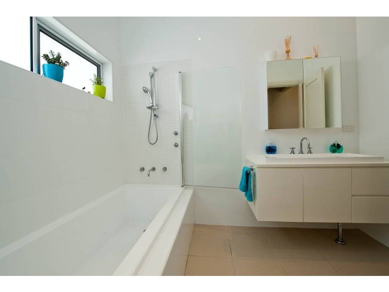 12 Elizabeth Street, Bayswater WA 6053