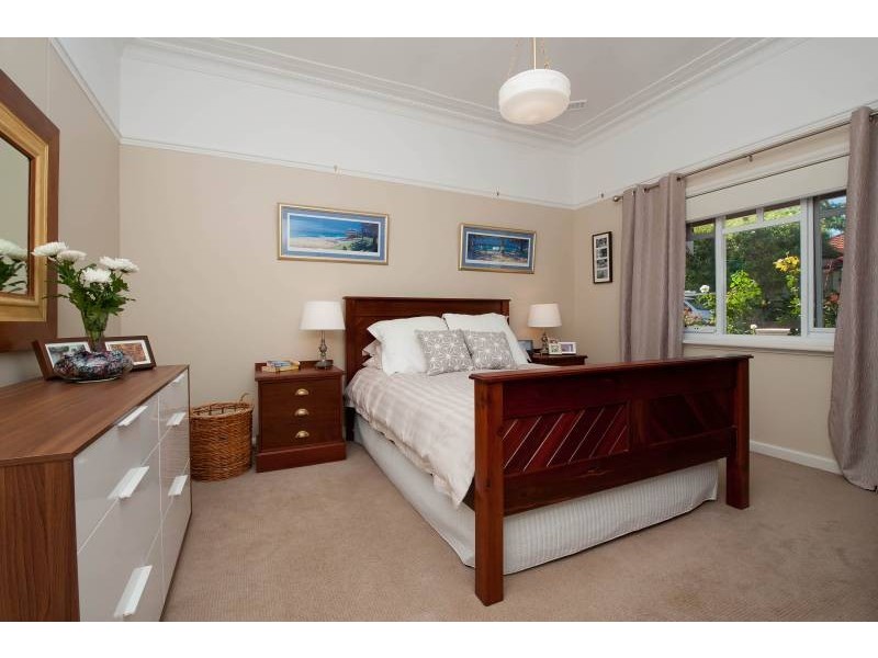 12 Elizabeth Street, Bayswater WA 6053