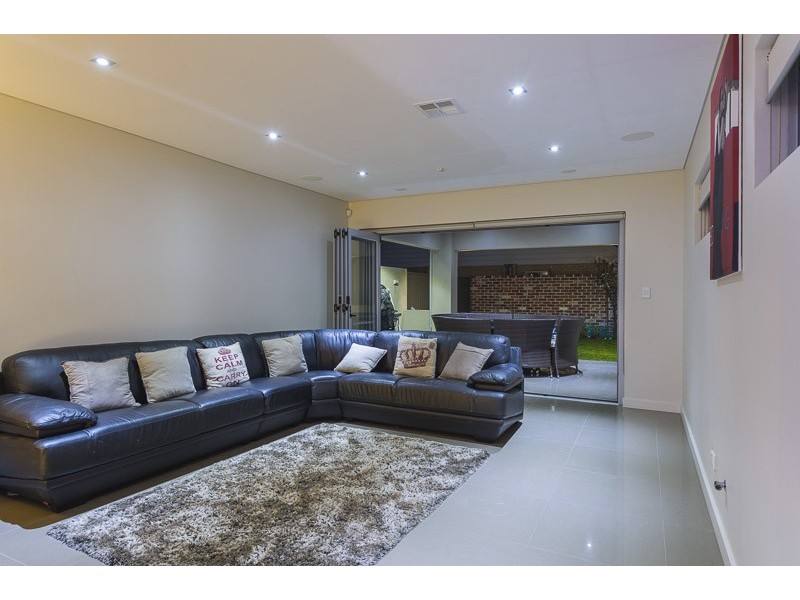 13 Feredy Street, Embleton WA 6062