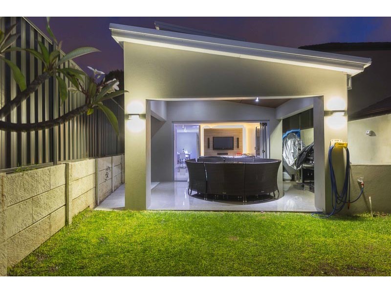 13 Feredy Street, Embleton WA 6062