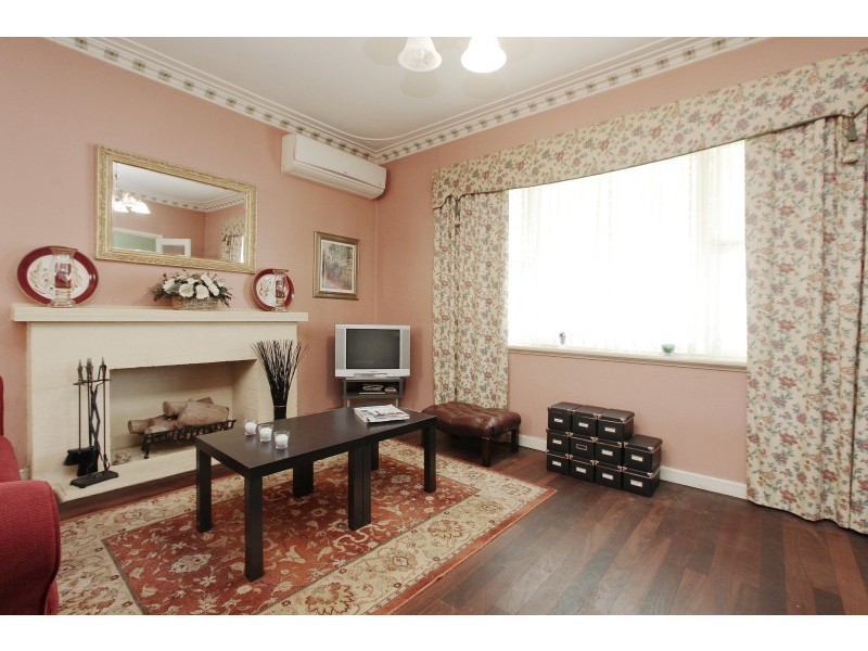 123 Woodrow Avenue, Dianella WA 6059