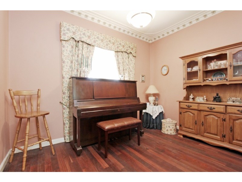 123 Woodrow Avenue, Dianella WA 6059