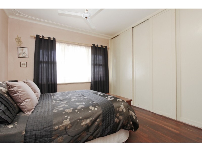 123 Woodrow Avenue, Dianella WA 6059