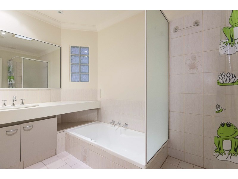 1A Rain Place, Bayswater WA 6053