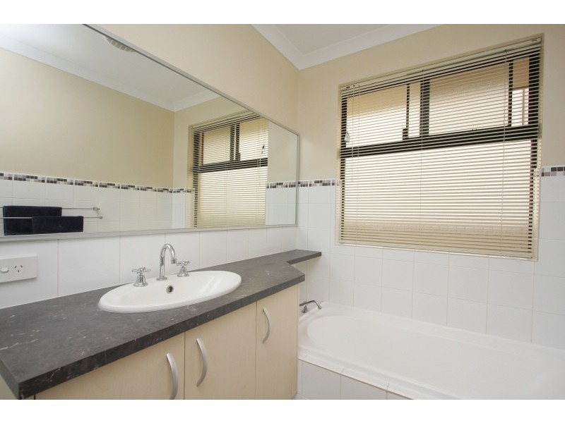 6 Bencubbin Crescent, Dianella WA 6059